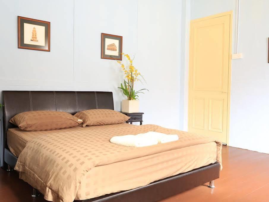 Palanquinn Heritage Suites Джордж Таун Екстериор снимка