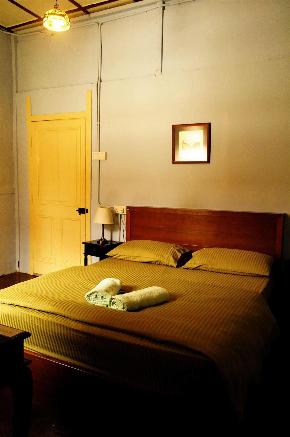 Palanquinn Heritage Suites Джордж Таун Екстериор снимка